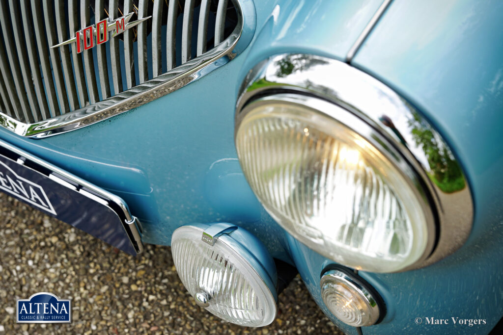 Austin Healey 100/4, 1956