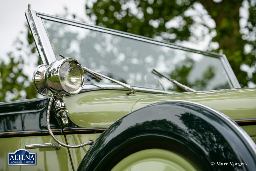 Bentley Derby 4 1/4 van den Plas, 1937