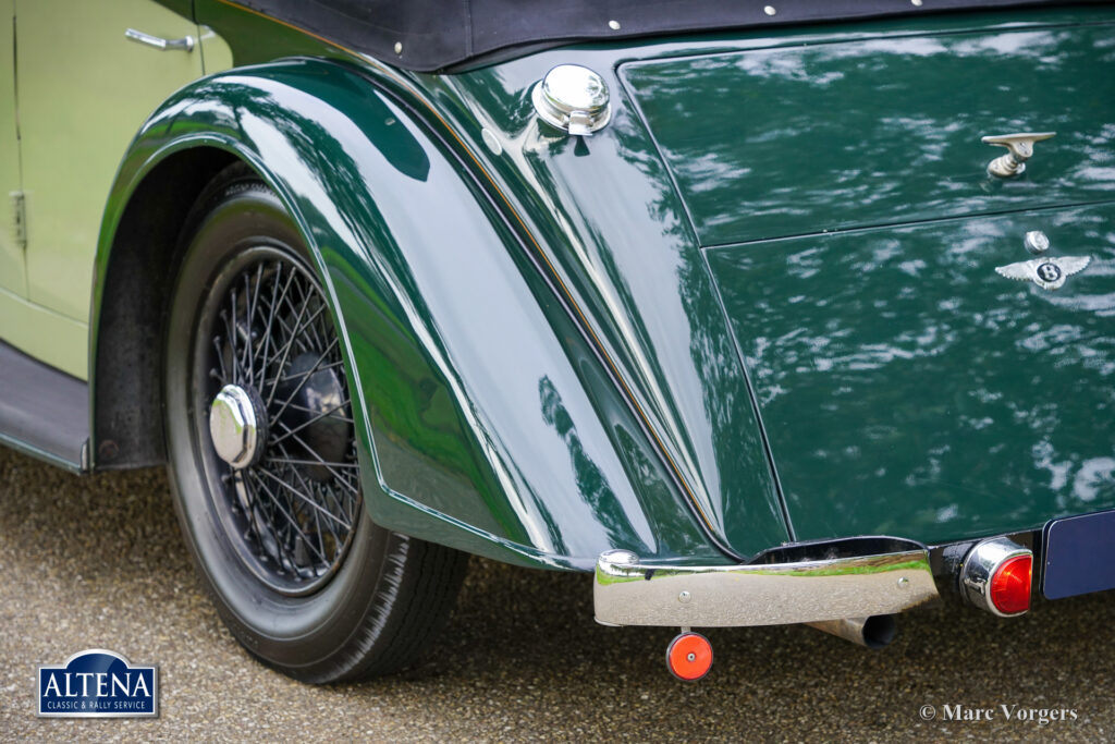 Bentley Derby 4 1/4 van den Plas, 1937