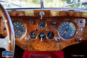 Jaguar XK 140 FHC, 1957