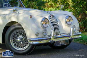 Jaguar XK 140 FHC, 1957