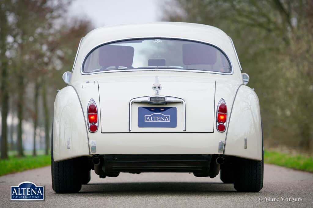 Jaguar XK 150 FHC, 1960