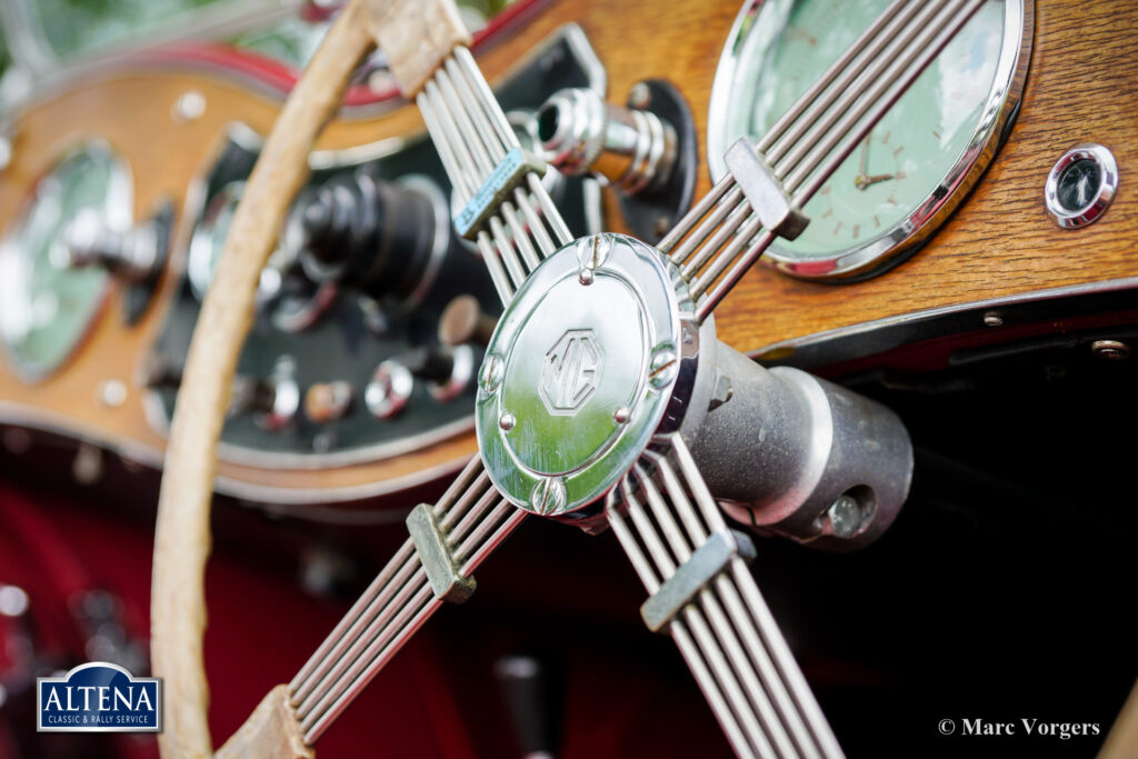 MG TC Roadster, 1946