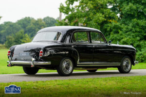 Mercedes 220S, 1958