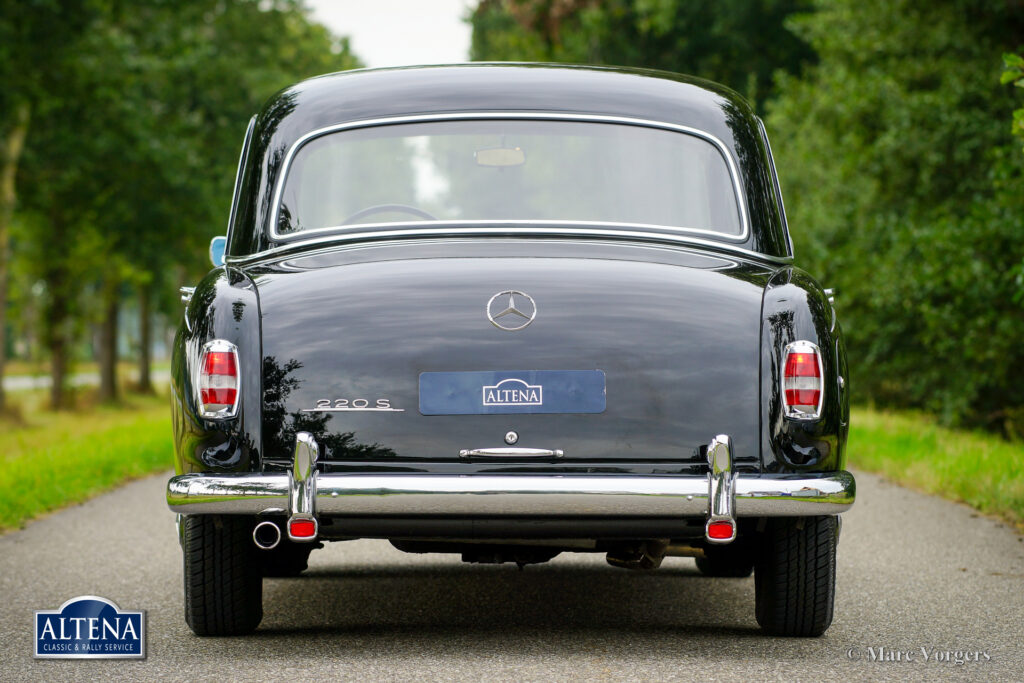 Mercedes 220S, 1958