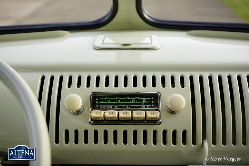 Volkswagen T1 Camper, 1964